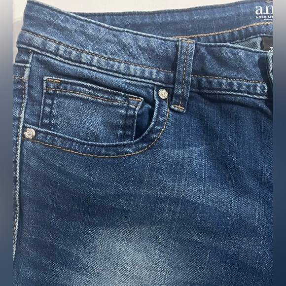 A.N.A. Blue Jean Women’s Capri Pants Size 12 - Picture 5 of 10